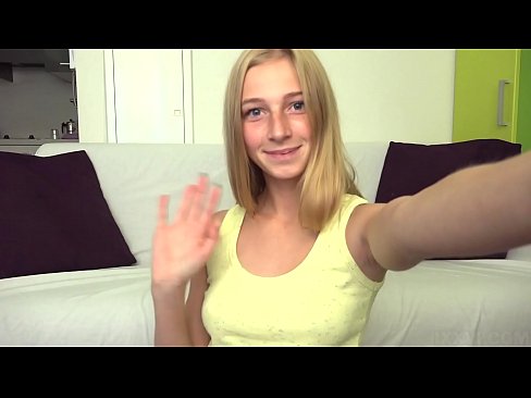 ❤️ Kiedy się nudzę, leniwie masturbuję moją różową cipkę ❌ Porno at us ❌