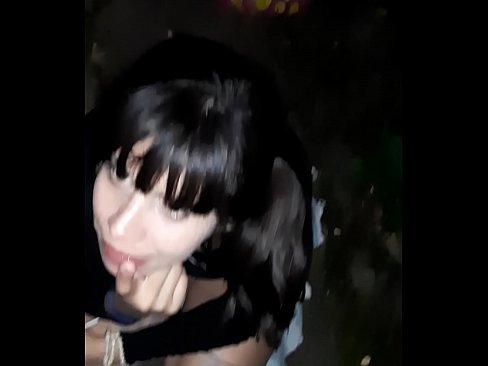 ❤️ Na ulicy spuchnięty penis w zamian za cukierki ❌ Porno at us ❌